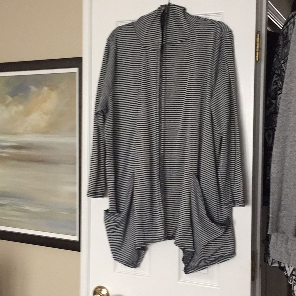 SALE! Long sleeve jacket with hood